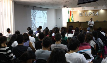Charla Estudiantes UPSA